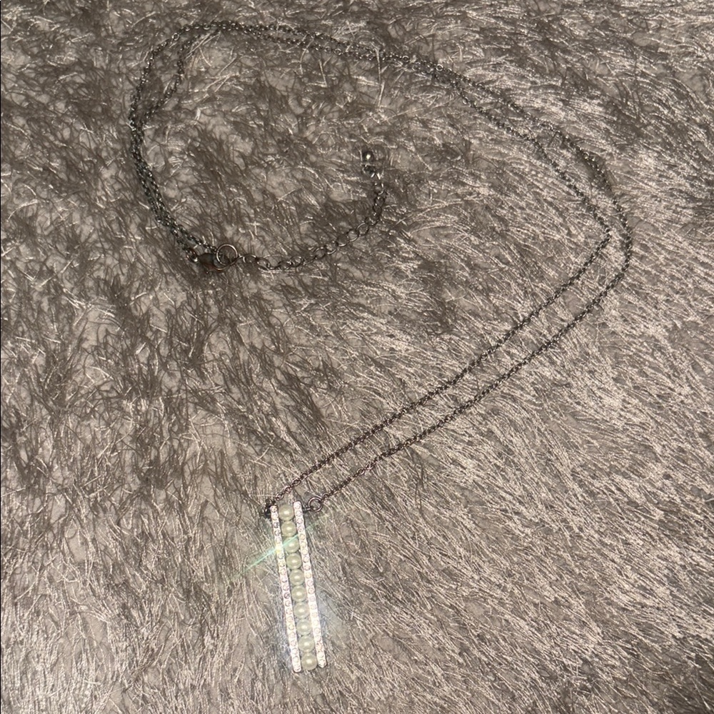 “Macy's” Silver Necklace w/Ten White Pearls & Swarovski Crystal Accents